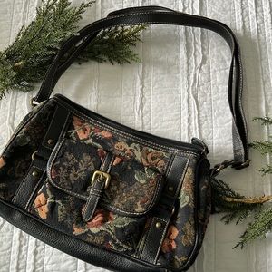 Vintage carpet shoulder purse